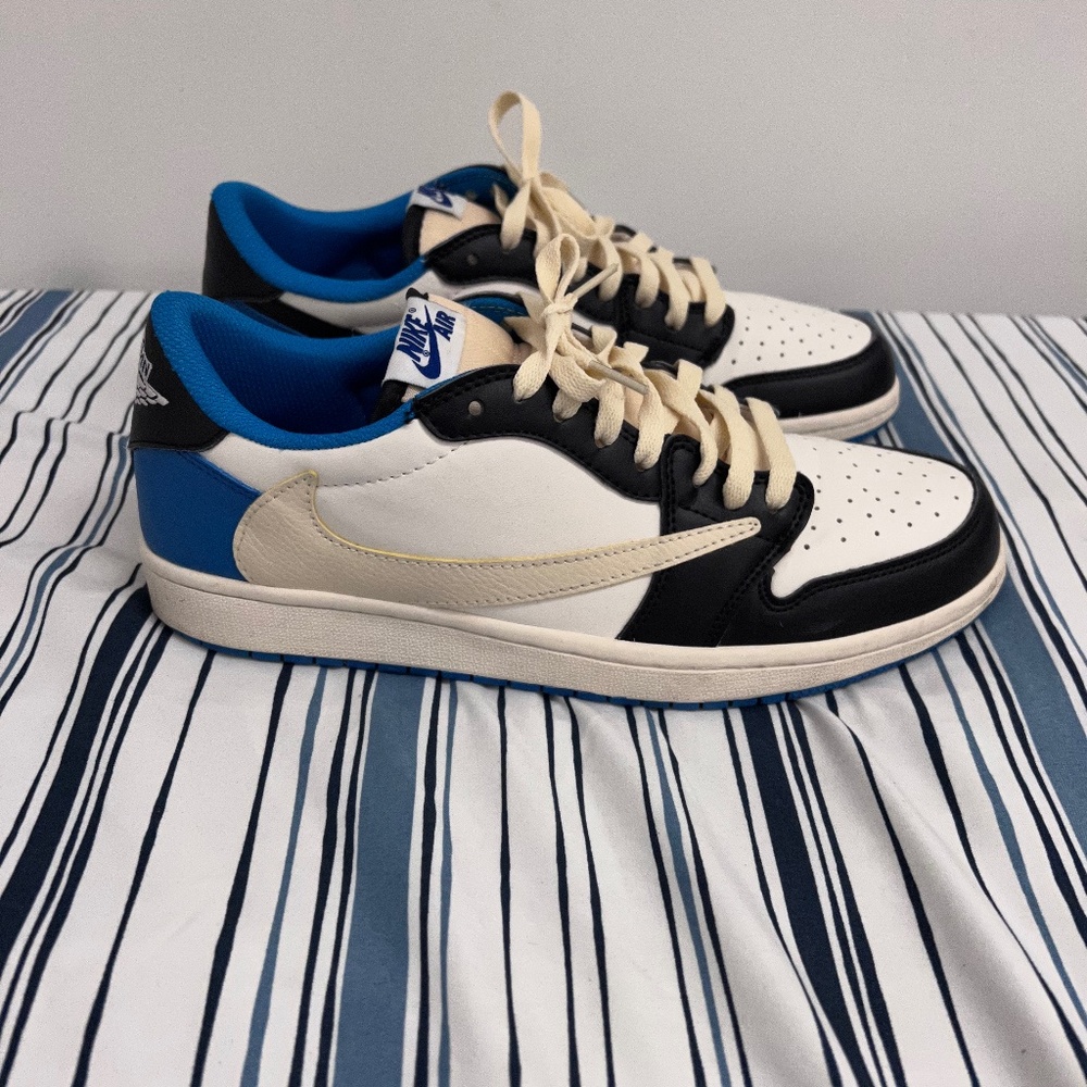 Men Nike Travis Jordan 1